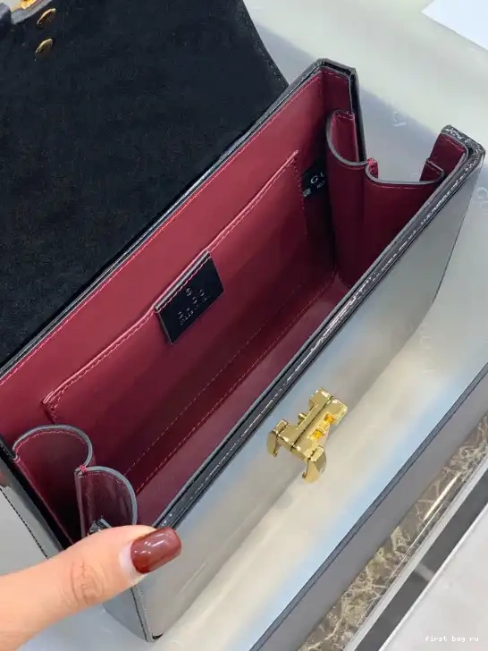 Firstbag ru HANDLE PATENT GUCCI Sylvie BAG MINI TOP LEATHER 1969 0705